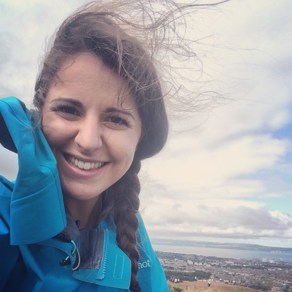 Meet your Posher, Caitlin